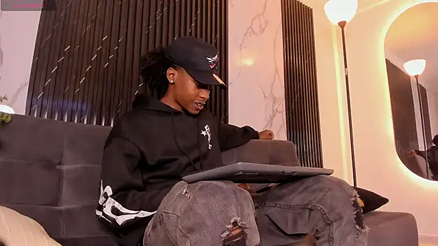 BRYXXXON1 online show from 02/08/25, 03:41