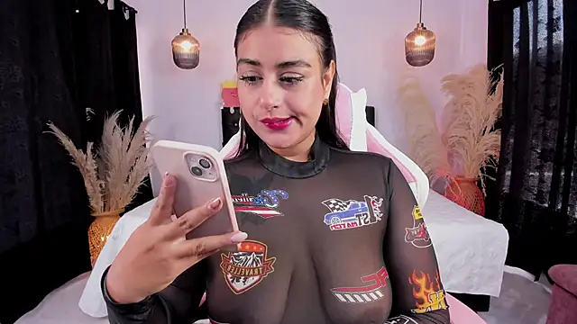 GabyRhodes online show from 02/21/25, 07:21