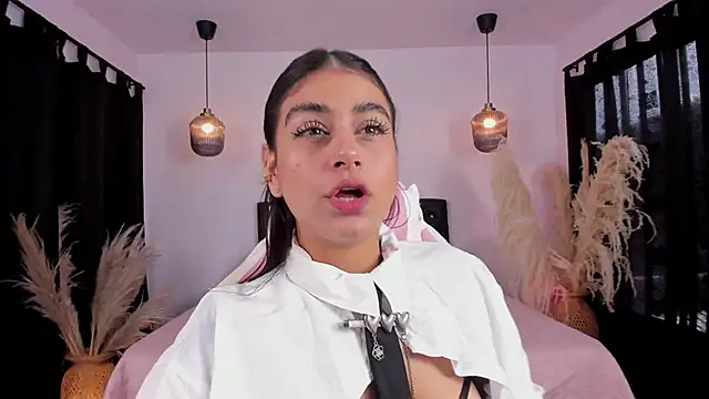 GabyRhodes online show from 03/08/25, 07:42