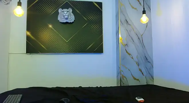 Cloeandtyfanny online show from 04/05/26, 01:08