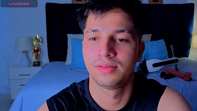 Issac james  online show from 04/11/26, 03:00