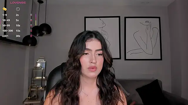 PaulinaSantos  online show from 06/04/26, 07:09