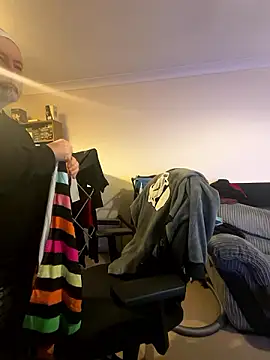 LondonTeffy online show from 12/03/24, 10:29