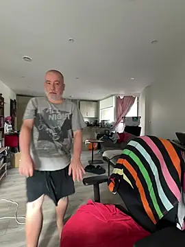 LondonTeffy online show from 07/14/26, 08:08