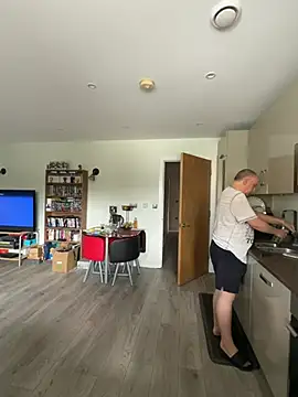 LondonTeffy online show from 07/23/26, 10:35