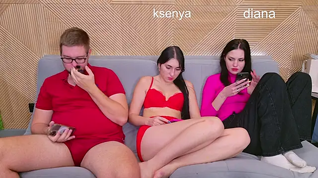 Ksenny online show from 11/21/25, 04:49