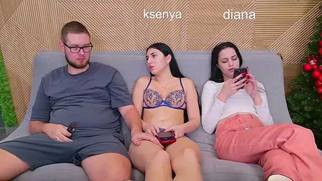 Ksenny online show from 12/16/25, 03:55