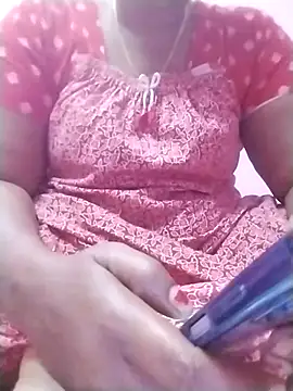 Tamilpriya46 online show from 12/19/24, 06:56