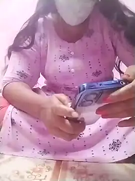 Tamilpriya46 online show from 12/21/24, 05:29