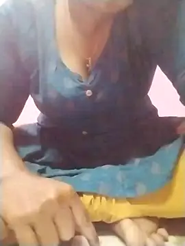 Tamilpriya46 online show from 01/17/25, 07:41