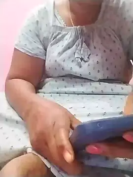 Tamilpriya46 online show from 01/18/25, 10:49