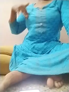 Tamilpriya46 online show from 09/23/25, 04:54