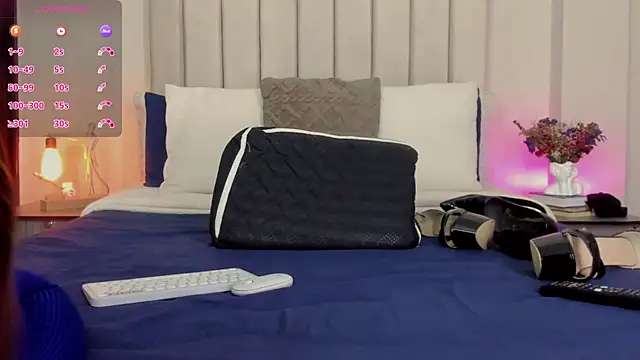 romina-brunette online show from 02/13/26, 06:26