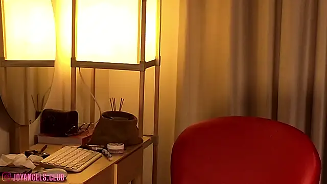 Snapshot of SophieCharm chatting on 07/04/26, 04:40 SophieCharm online show from 07/04/26, 04:40
