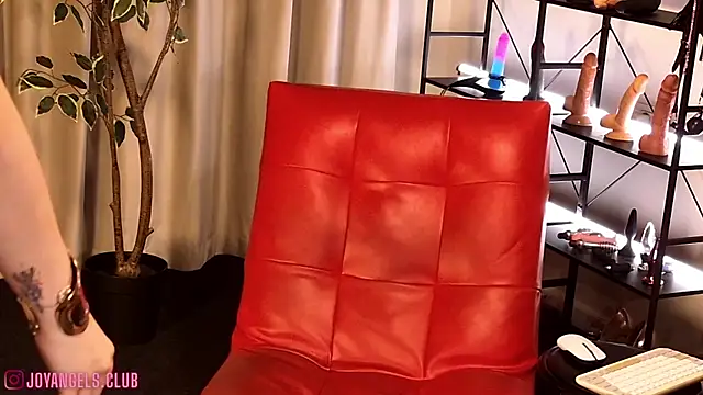 Snapshot of SophieCharm chatting on 07/15/26, 01:00 SophieCharm online show from 07/15/26, 01:00