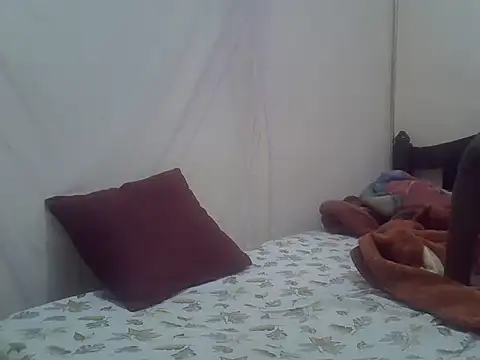 Snapshot of Jaysexxy255 chatting on 10/06/25, 04:43 Jaysexxy255 online show from 10/06/25, 04:43