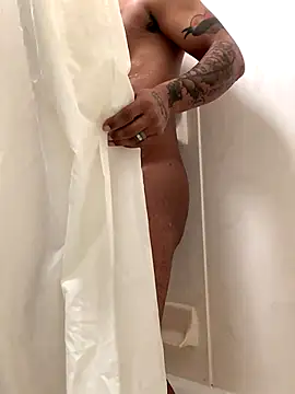 curvedicbandit6 2 online show from 12/06/24, 11:54