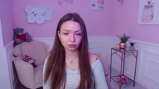 LucySkilar online show from 01/21/25, 10:52