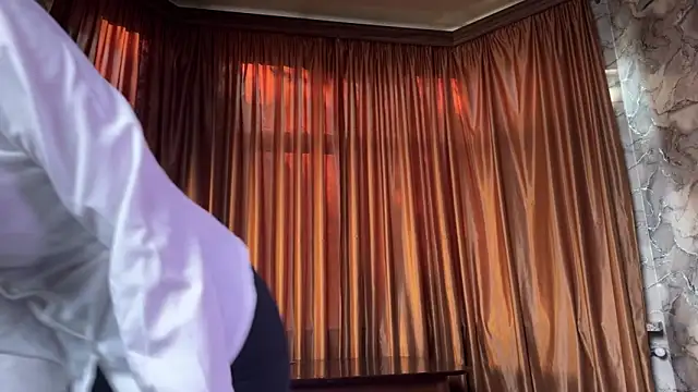 Eerectioneering online show from 04/25/26, 02:36