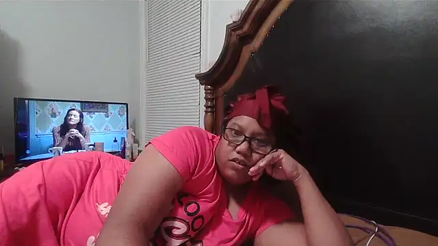 ebonyred online show from 10/31/25, 12:22