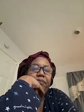 ebonyred online show from 02/03/26, 01:59