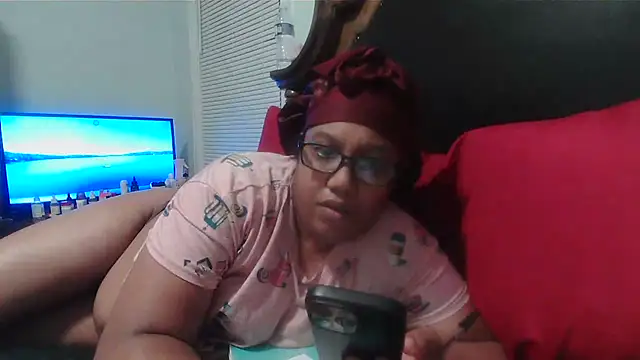 ebonyred online show from 02/12/26, 01:00