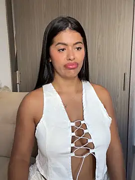 MelissaWaltton online show from 11/26/25, 09:27