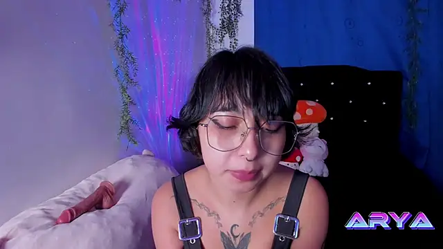 arysUwU online show from 02/22/25, 04:29