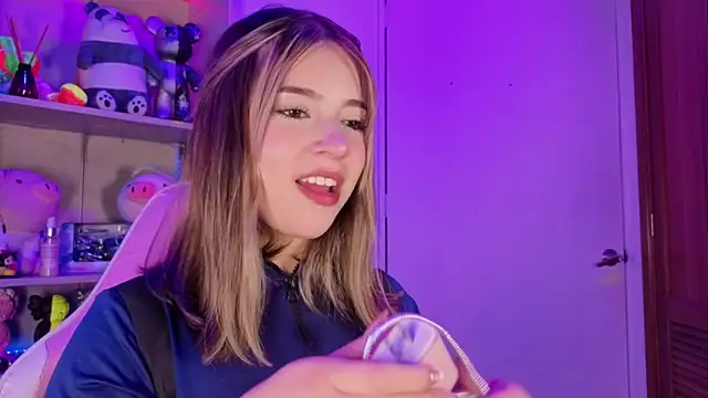 EmilyMiller  online show from 04/09/26, 03:17