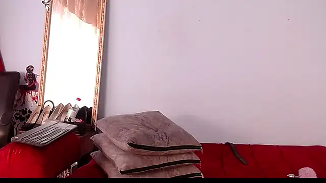 Tamararios online show from 03/22/25, 07:42