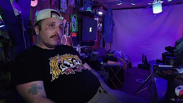 tayshie online show from 04/11/26, 06:18