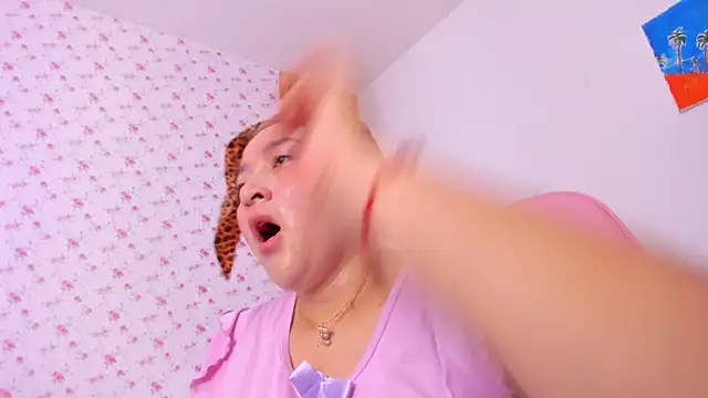Soyqueen online show from 04/30/26, 07:58