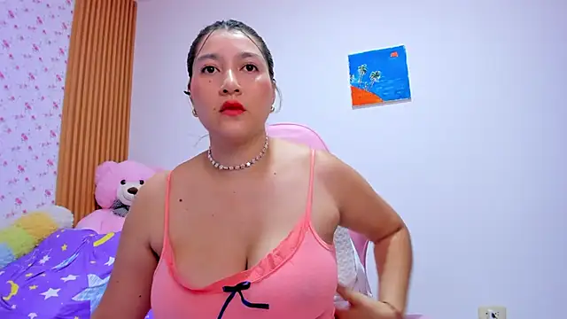 Soyqueen online show from 05/18/26, 04:07