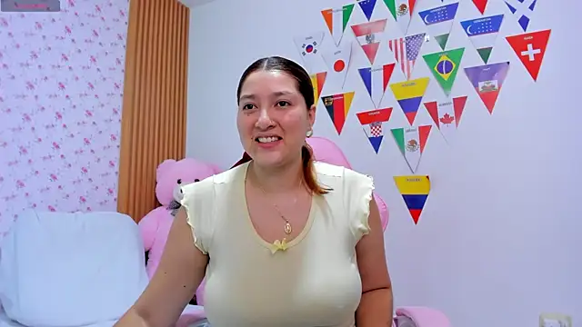 Snapshot of Soyqueen chatting on 06/29/26, 03:56 Soyqueen online show from 06/29/26, 03:56
