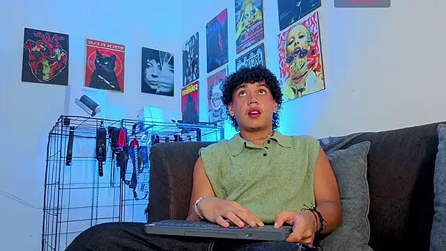 GaelOconner online show from 10/19/25, 01:28