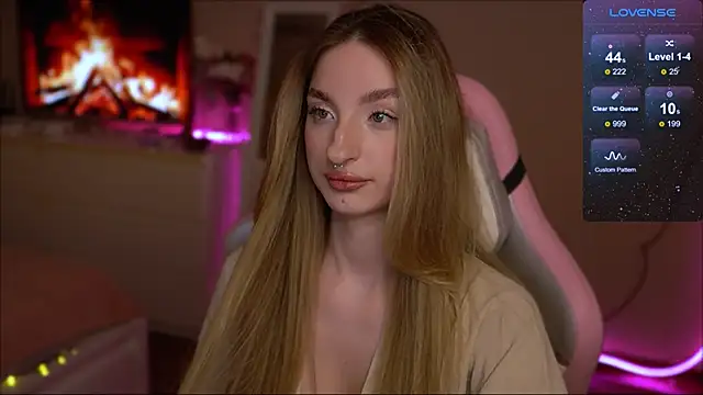 Snapshot of Lexy_kiky chatting on 01/24/25, 10:41 Lexy kiky online show from 01/24/25, 10:41