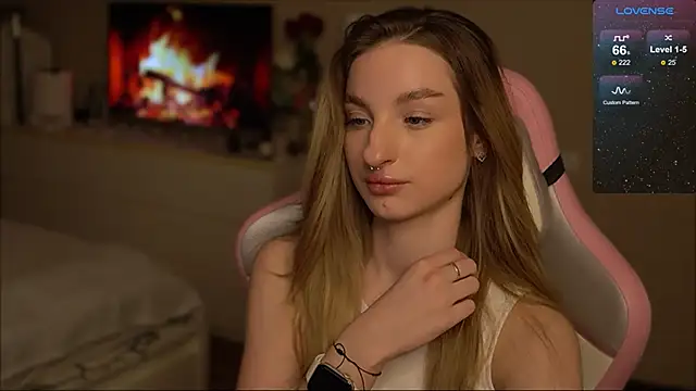 Snapshot of Lexy_kiky chatting on 03/10/25, 01:23 Lexy kiky online show from 03/10/25, 01:23