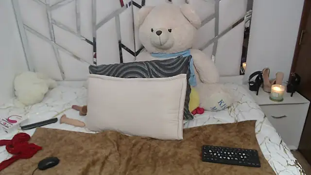 celestesouzalatin online show from 03/18/26, 12:03