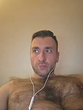 Snapshot of TIGERRR86 chatting on 06/14/26, 01:36 TIGERRR86 online show from 06/14/26, 01:36