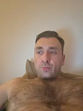Snapshot of TIGERRR86 chatting on 07/30/26, 10:42 TIGERRR86 online show from 07/30/26, 10:42