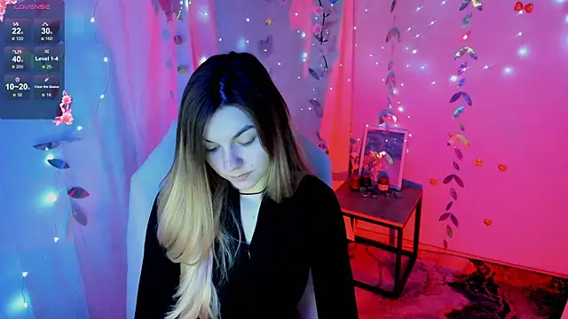 Snapshot of Sweet_me_ chatting on 05/01/26, 05:12 Sweet me online show from 05/01/26, 05:12