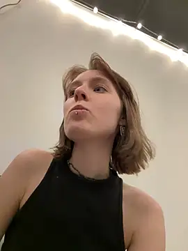 Crayzy Luv online show from 12/24/24, 08:49