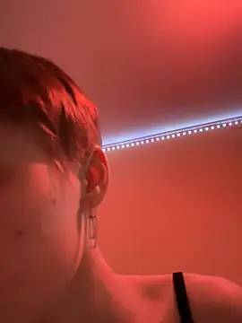 Crayzy Luv online show from 02/19/25, 03:38