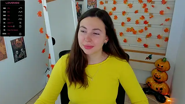 Lexy flower online show from 11/17/25, 01:39