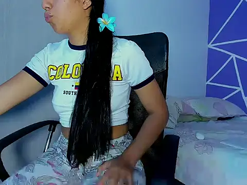 skinnyanai2 online show from 10/11/25, 02:37