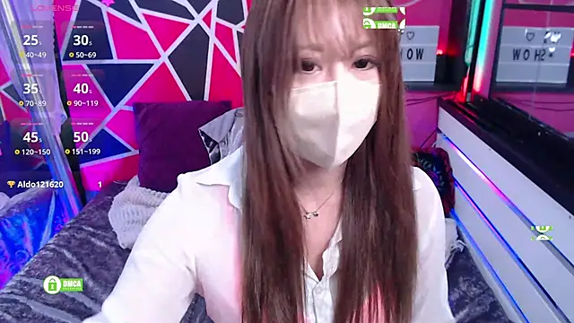 Snapshot of Lion_______ chatting on 01/14/25, 02:50 Lion        online show from 01/14/25, 02:50