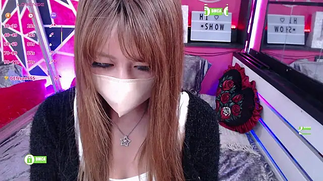 Snapshot of Lion_______ chatting on 02/21/25, 02:28 Lion        online show from 02/21/25, 02:28