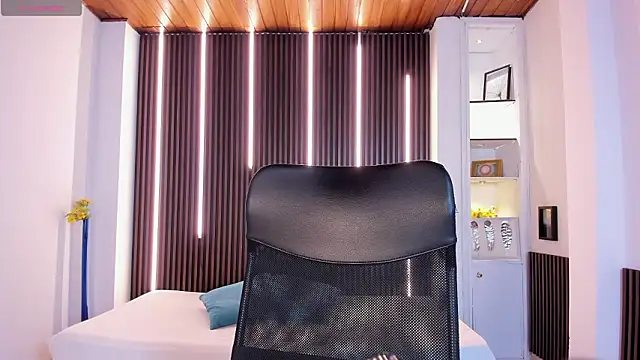 martina mancini online show from 03/24/26, 11:59