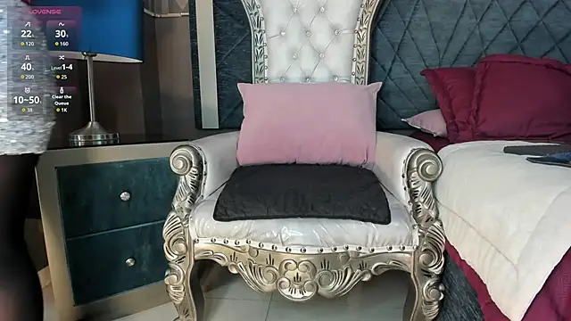 Janna Rousse  online show from 09/25/25, 12:42