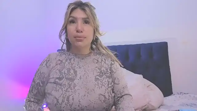 victoriacopper online show from 09/17/25, 08:38